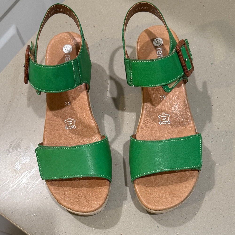 Remonte Green Sandals